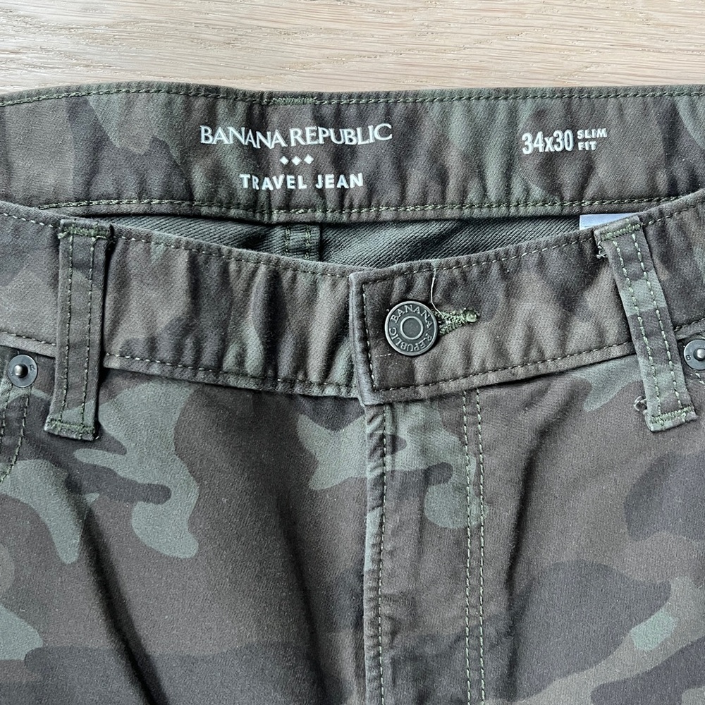 COPY - Banana Republic Camouflage Travel Jeans